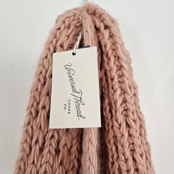 Fall Pink Scarf - Picture 3 of 5